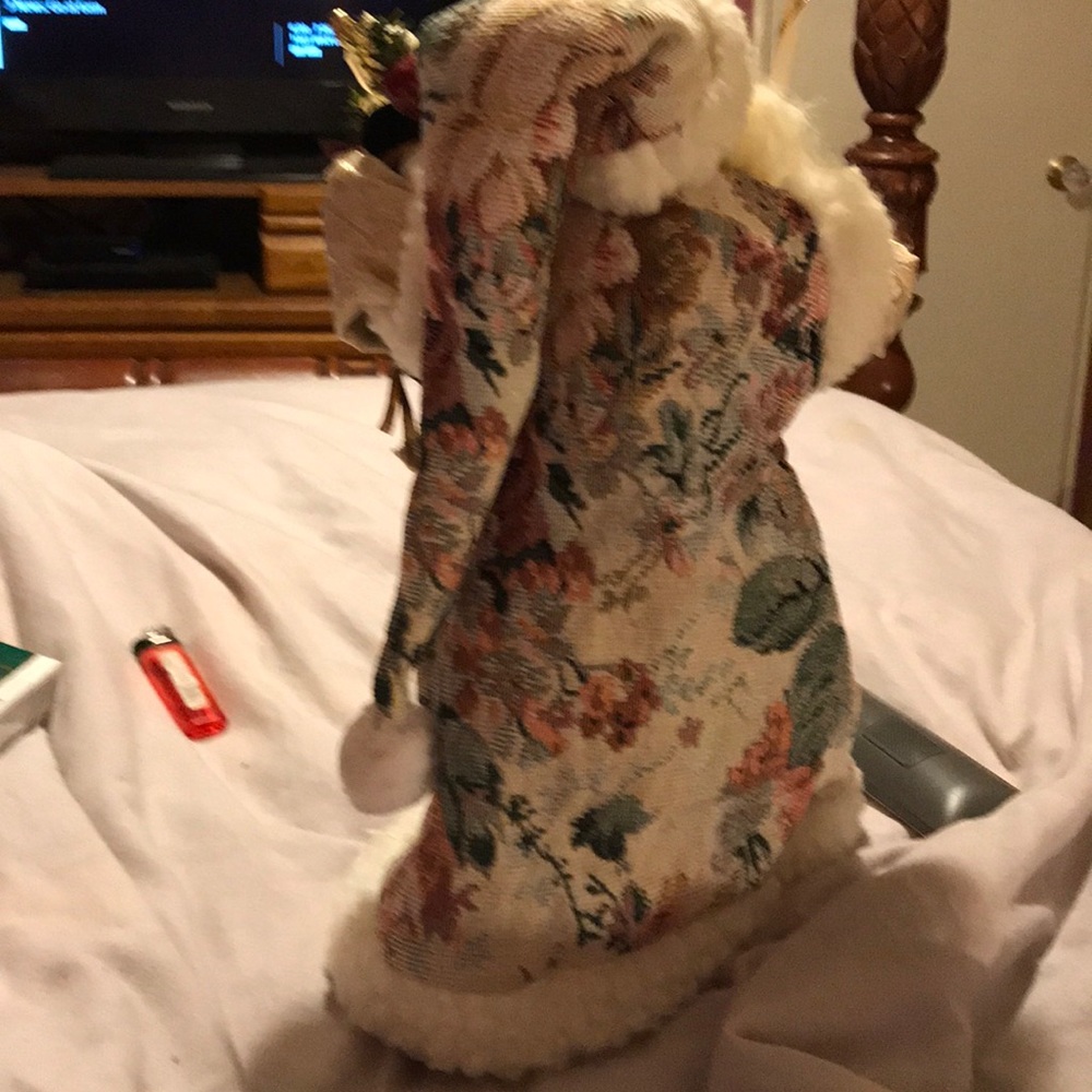Santa Christmas Tree Topper - Picture 4 of 5